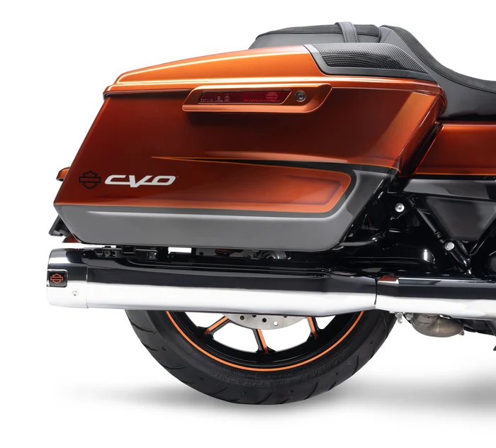 Performance Forged Touring 18 in. Rear Wheel black with orange anodized highlights 1