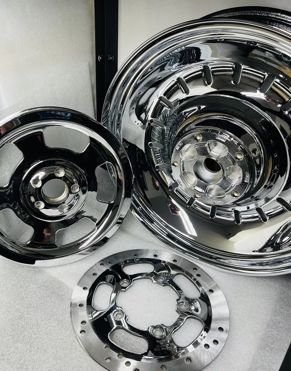 Rims for V-ROD Vrsca 2005 in Chrome 18 rear 19 front - Image 10