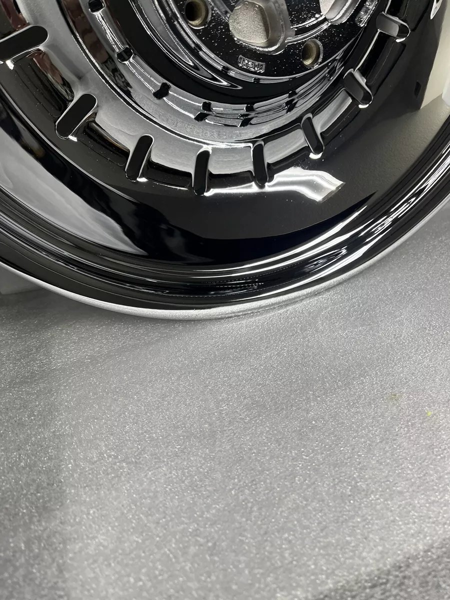 Rims for V-ROD Vrsca 2005 in Chrome 18 rear 19 front - Image 3